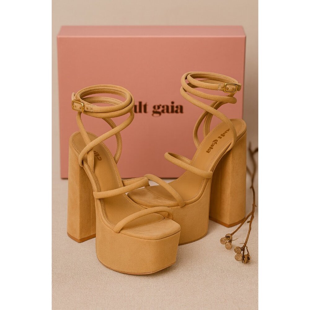 Cult Gaia Hyte Platform High Block Heel Sandals Camel Size 7 New In Box